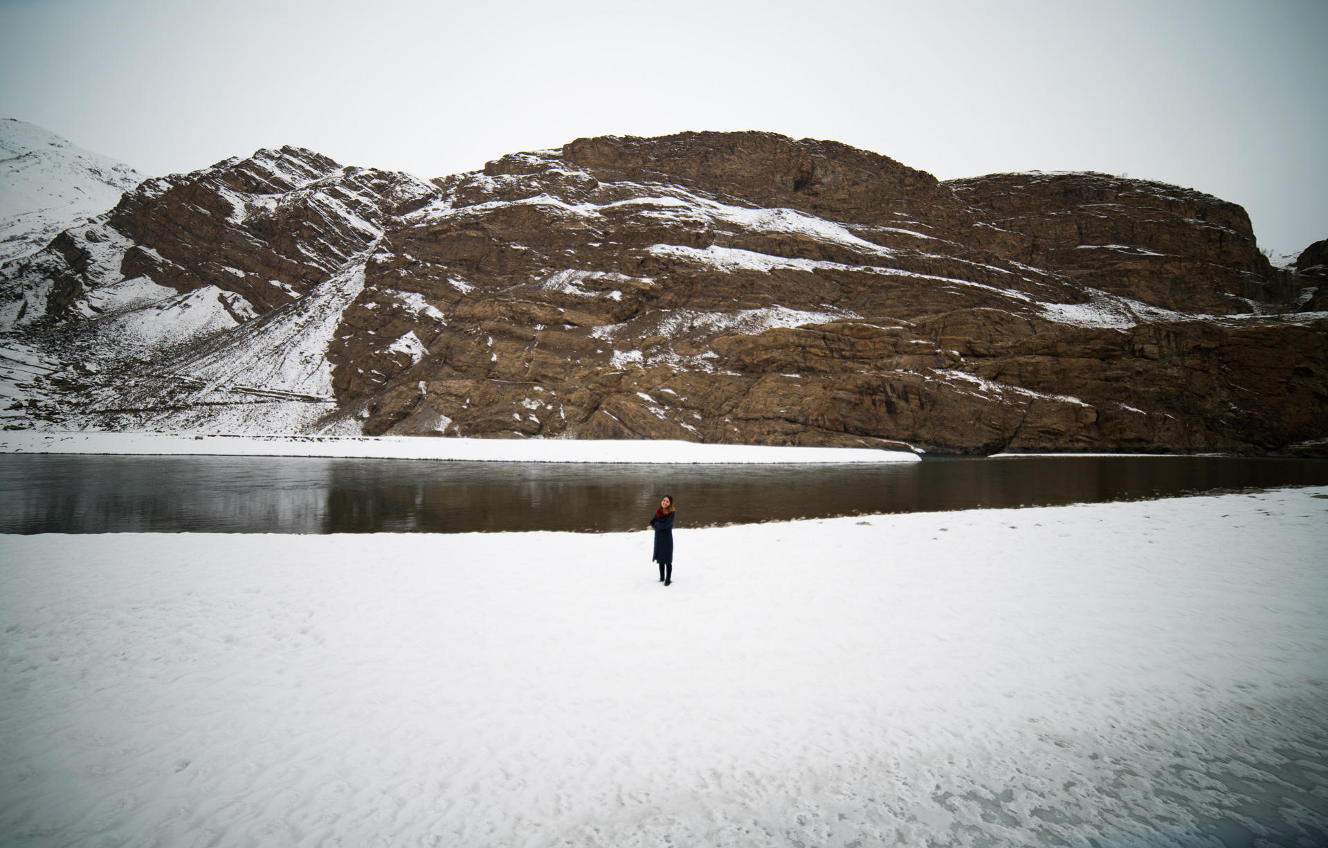 Небо. Памир. Девушка