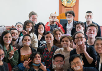 «ҰЯТ»: крупнейший арт‑перформанс протеста