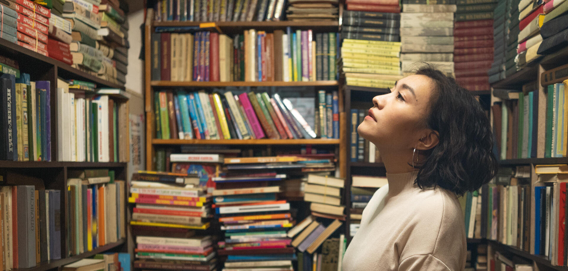 Malika Kolessova and her invisible orchestra